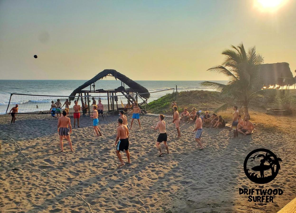 The Driftwood Surfer Beachfront Hostel / Restaurant / Bar, El Paredon El Paredón Buena Vista Esterno foto